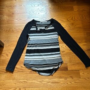 EUC- Michael Stars long sleeve top. Black with stripes. OS